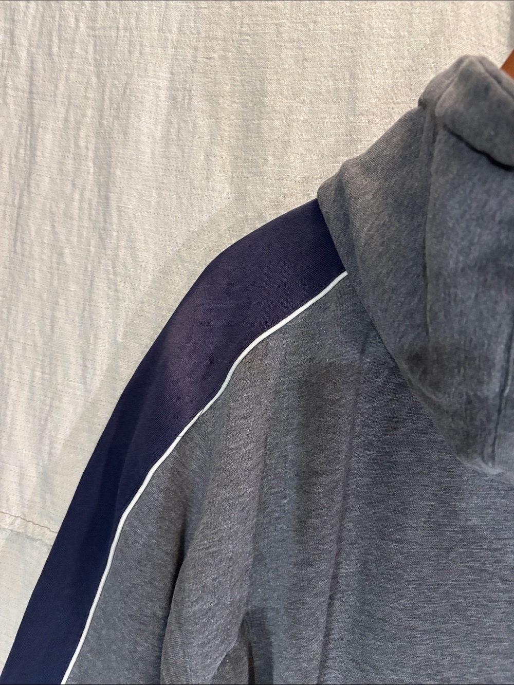 Vintage Hard Rock Cafe New Orleans Striped Gray Hoodie Men’s Medium - Picture 7 of 9